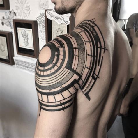 shoulder geometric tattoo